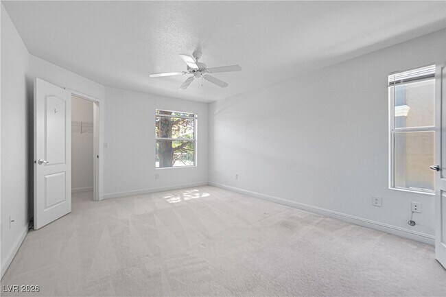 Building Photo - 5055 W Hacienda Ave