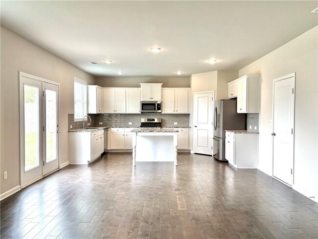 Building Photo - 6085 Bay Pt Cv