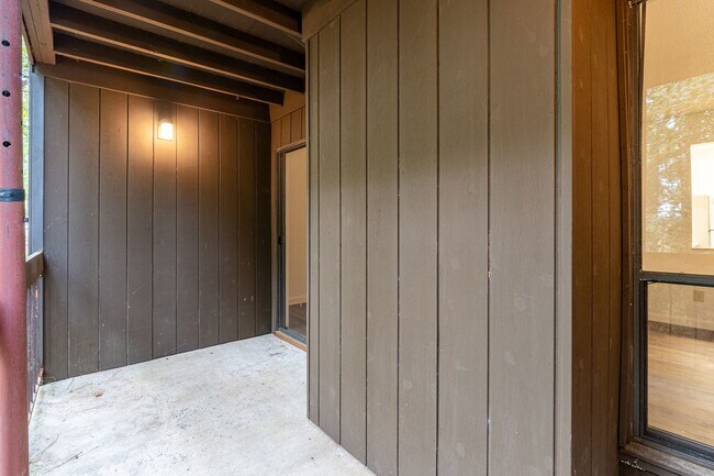 Building Photo - 3506 Prestwick Dr