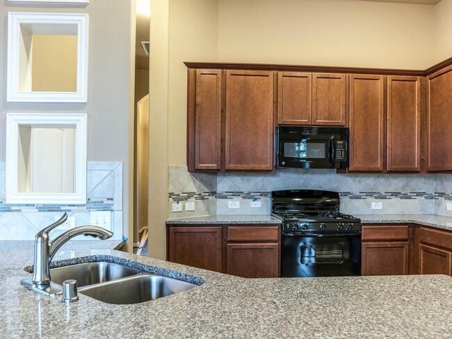 Building Photo - 9427 Fossil Canyon Dr