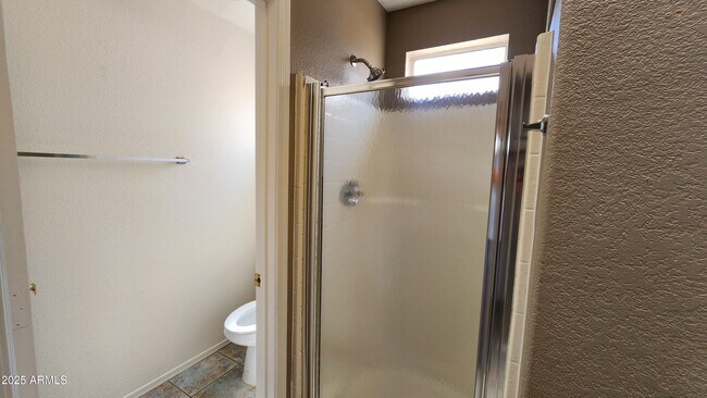 Building Photo - 6126 W Paradise Ln