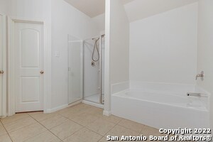 Building Photo - 7810 Creekshore Cove