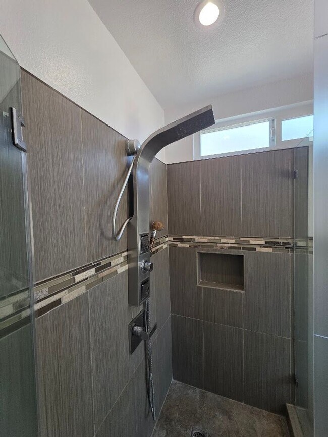 Building Photo - 12947 Arabella Pl