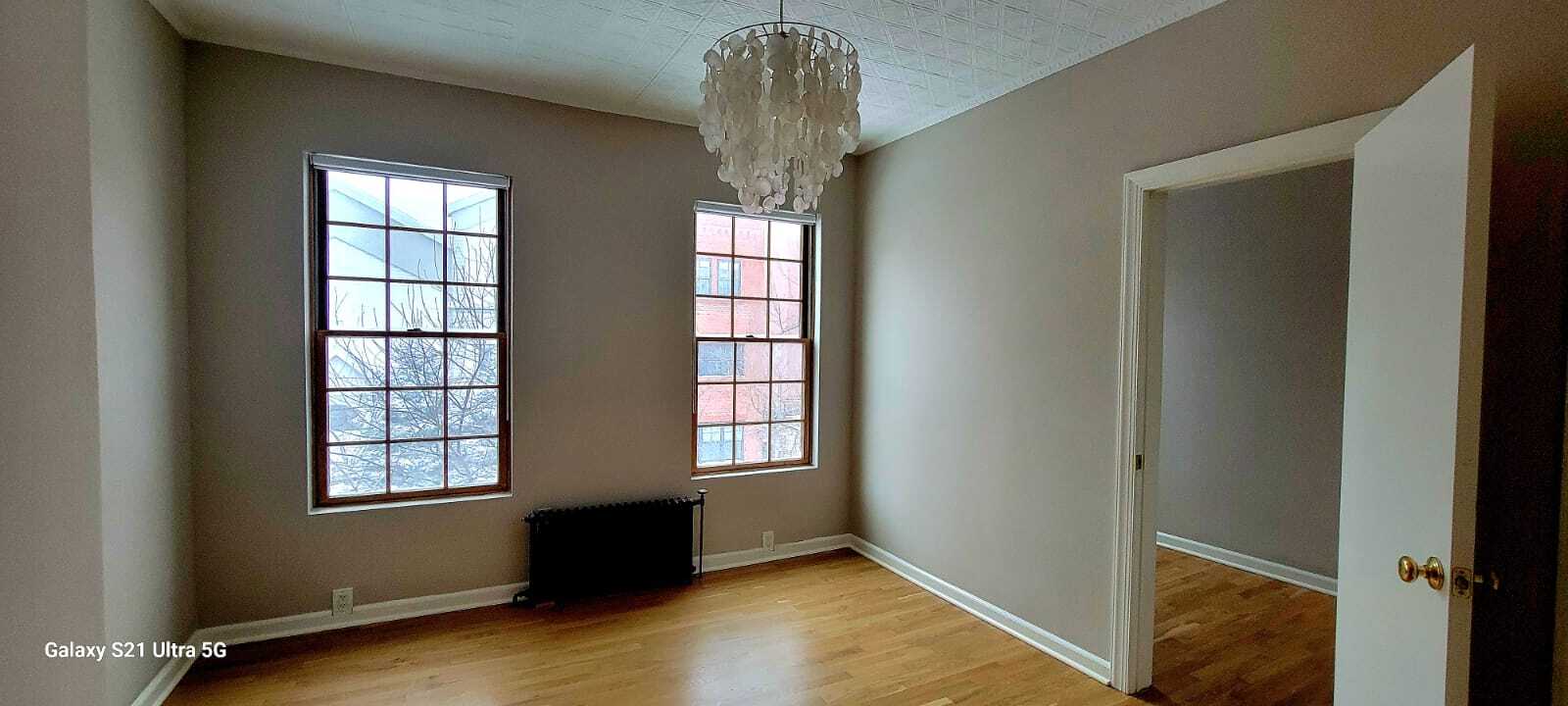 Building Photo - 677 Leonard St