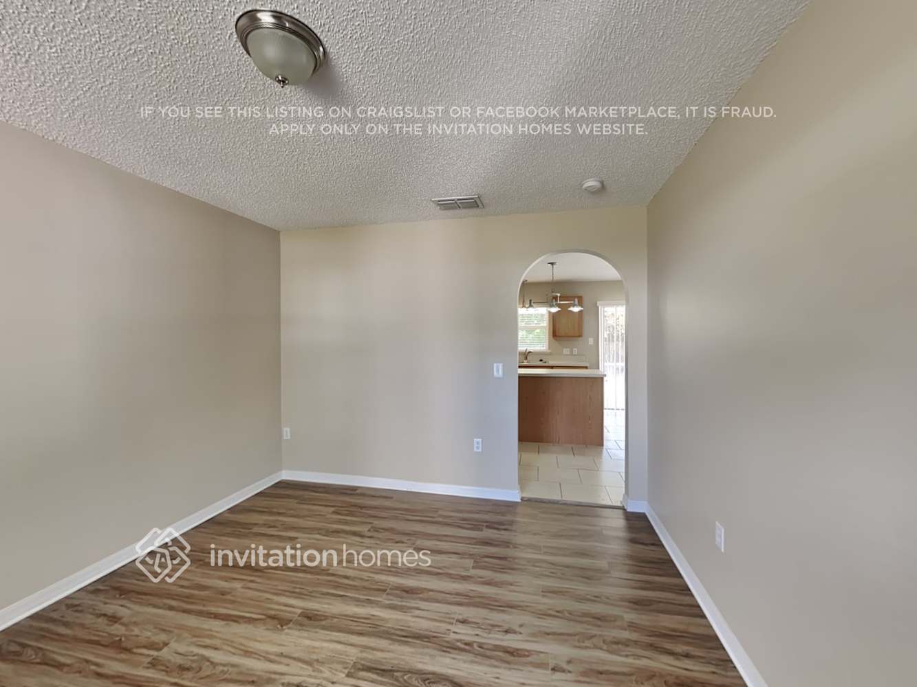 Building Photo - 5728 Oakwood Knoll Dr