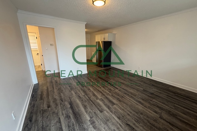 Building Photo - Move-in Special! Limited-Time Leasing Offer - FREE RENT!