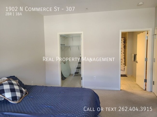 Building Photo - 1902 N Commerce St