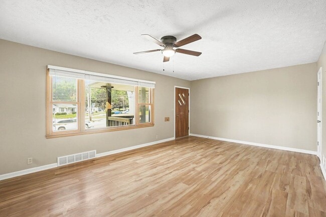 Building Photo - 6767 Military Ave