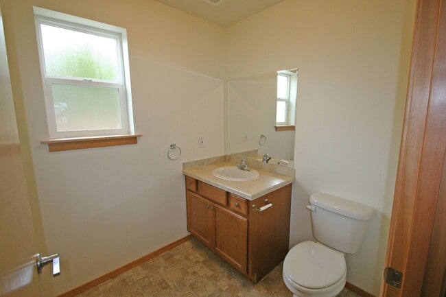 Building Photo - Hermosa Park Fourplex