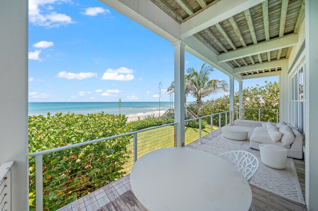 Building Photo - 5525 Jimmy Buffett Mem Hwy