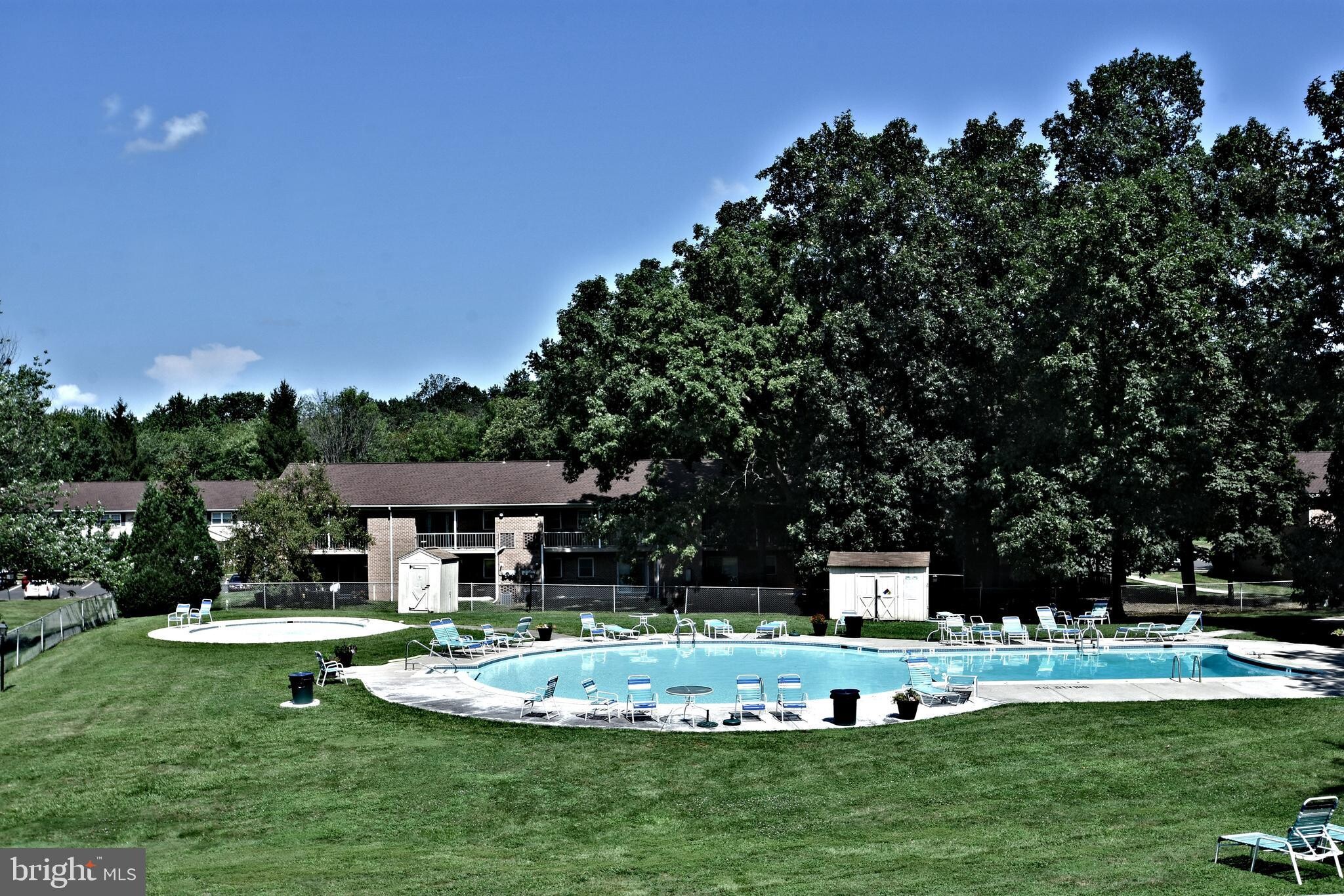 Building Photo - 5 Shannon Dr