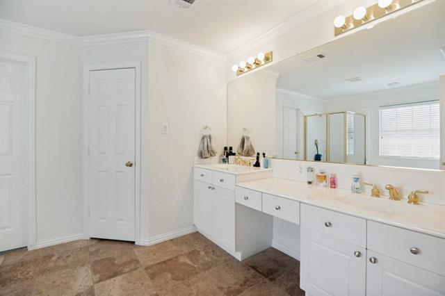 Building Photo - 7531 Maribeth Dr