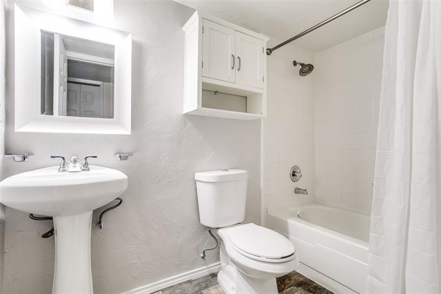 Building Photo - 551 Hightrail Dr