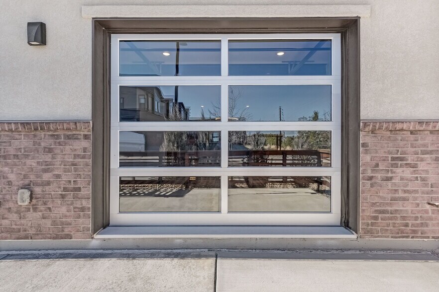 Building Photo - 6388 Nelson Ct