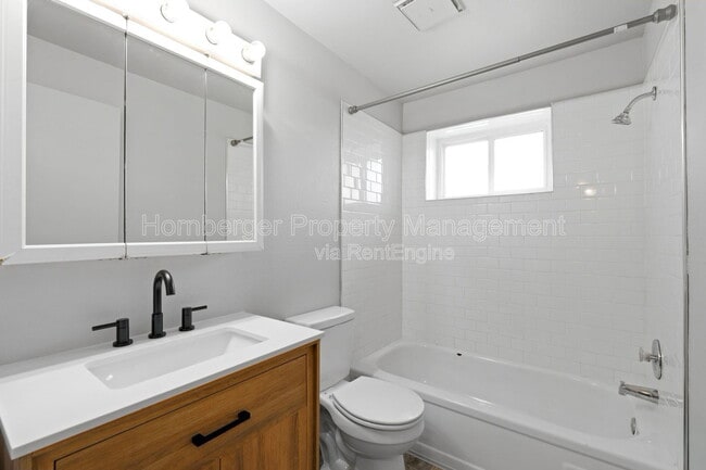 Building Photo - 3203 N Smith St