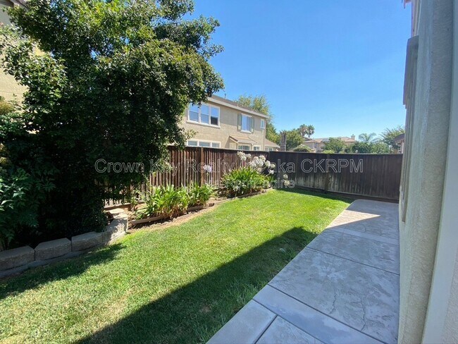 Building Photo - 2757 Marshall Way