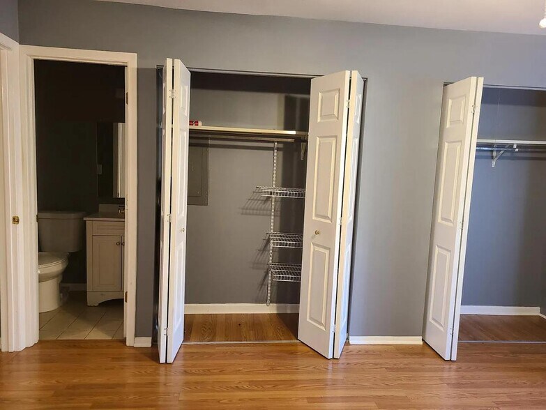 Master Bedroom - 2245 Nichols Rd