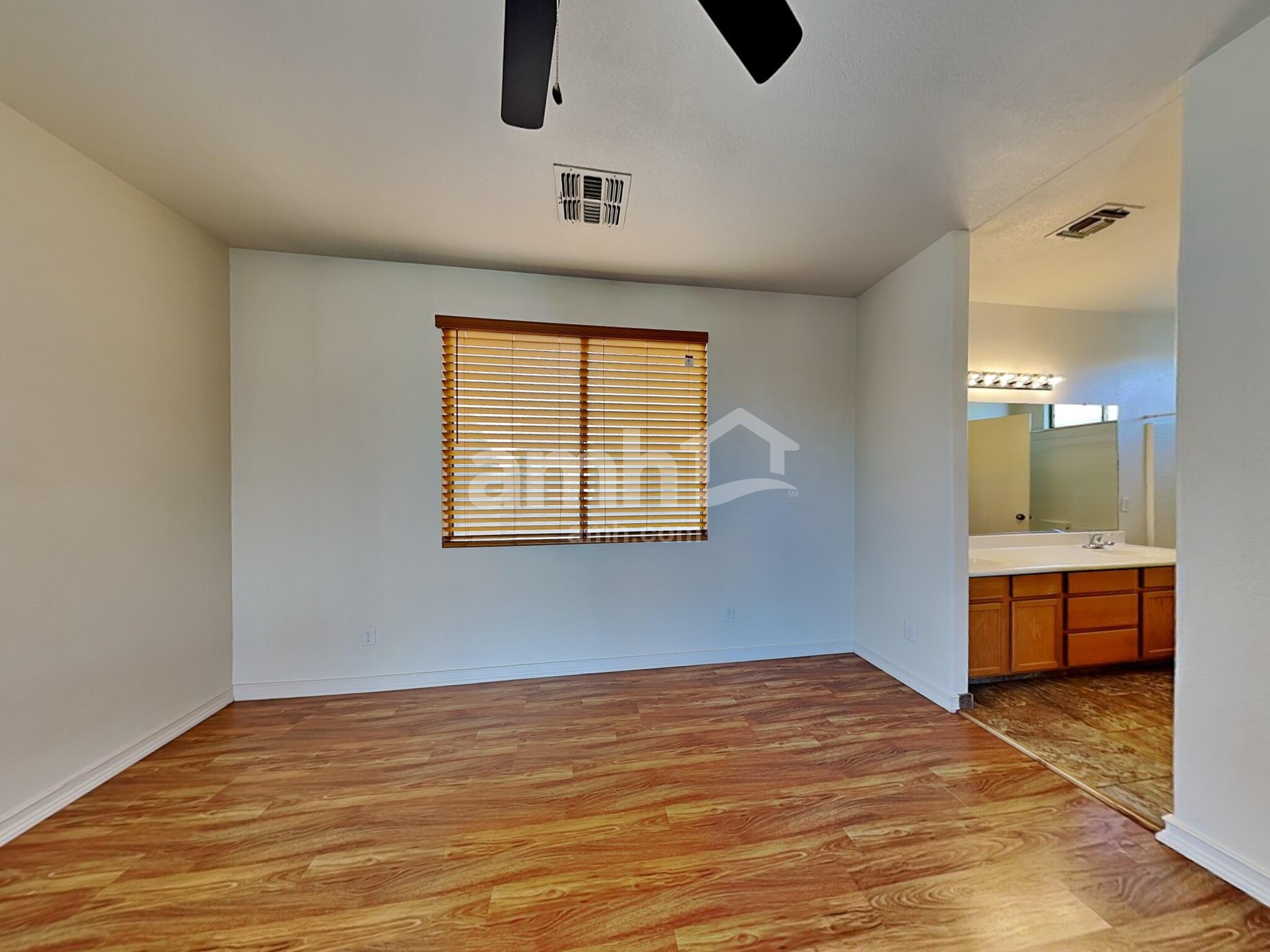 Building Photo - 1244 S Tacoma