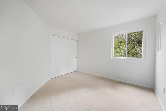 Building Photo - 11916 Moss Point Ln