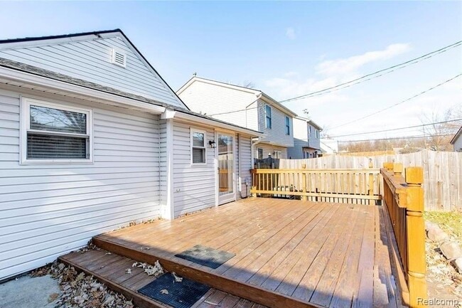 Building Photo - 3320 Harvard Rd