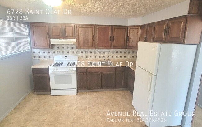 Building Photo - 6728 St Olaf Dr