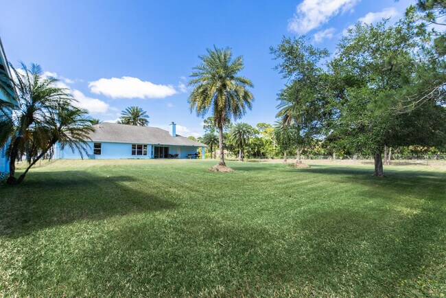 Building Photo - 15288 76th Rd N
