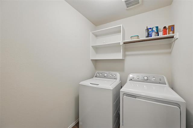Building Photo - 837 Amberwood Ct