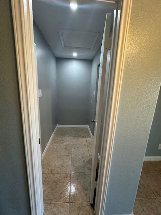 Building Photo - 210 E Del Mar Blvd