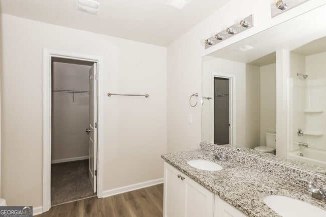 Building Photo - 2565 Wood Bend Ln