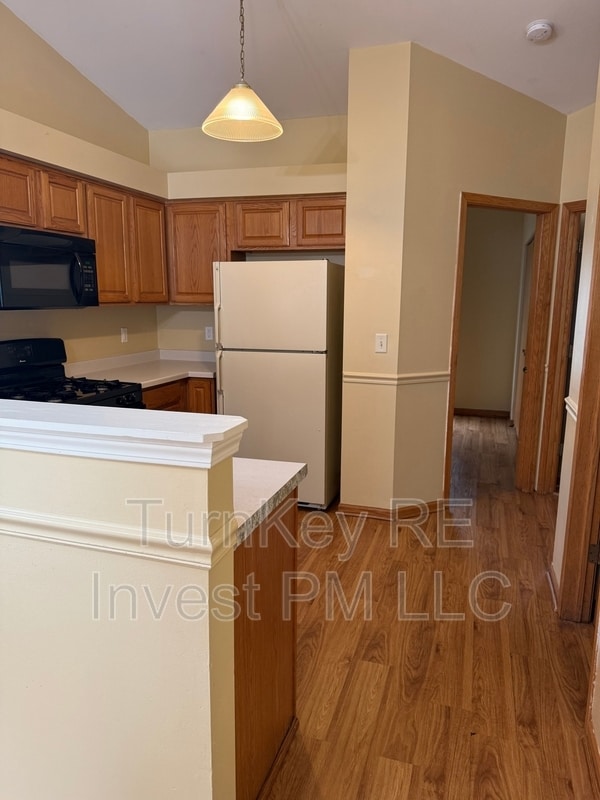 Building Photo - 13964 Danbury Dr