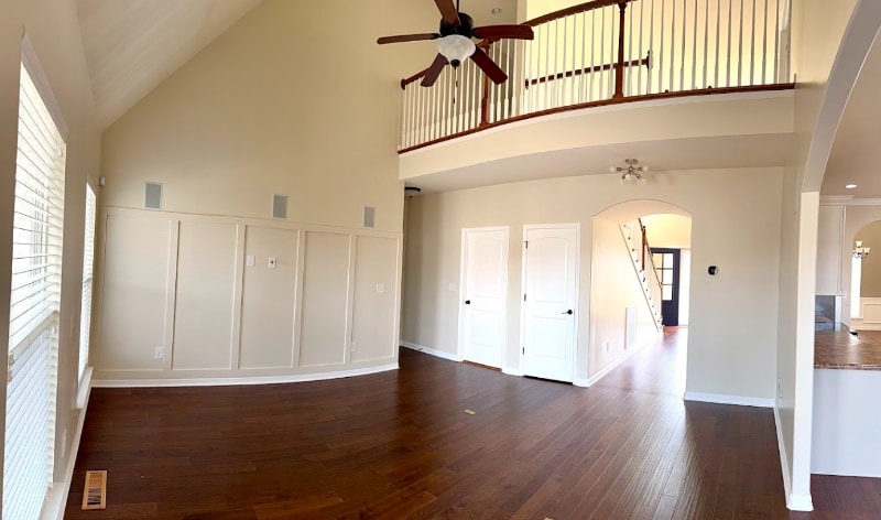 Building Photo - 1006 Kyle Rd