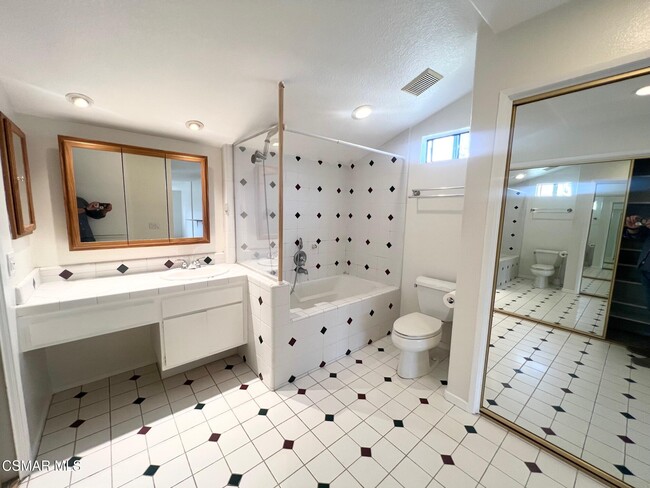 Building Photo - 198 San Vincente Cir