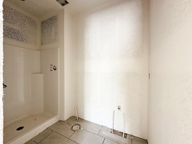 Building Photo - 4305 W Bronco Dr
