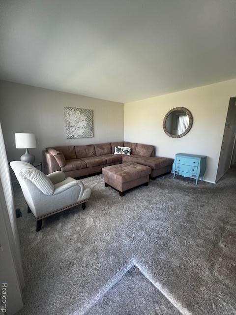 Building Photo - 5918 N Lafayette St