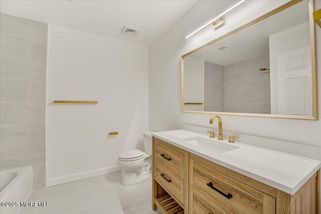 Building Photo - 606 Cypress Ln