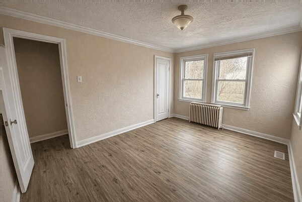 Building Photo - 331 Sycamore Rd