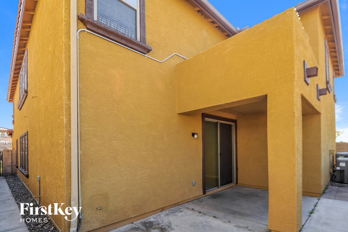 Building Photo - 8512 N 64th Ln