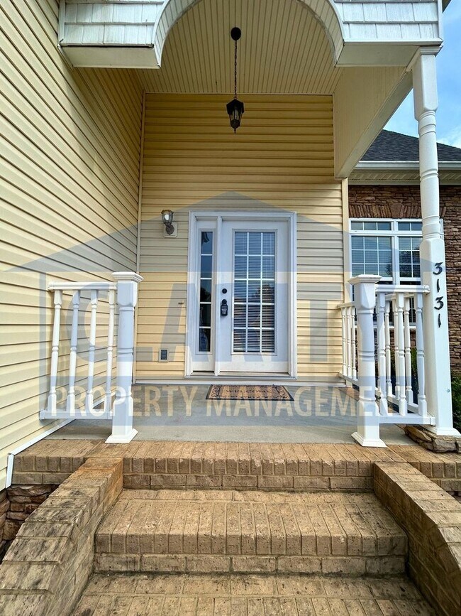 Building Photo - 3131 Pin Oaks Cir NE