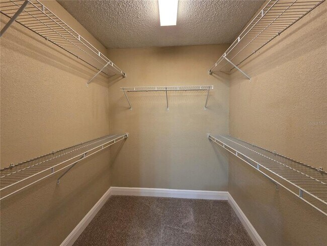 Building Photo - 1105 Clubside Dr