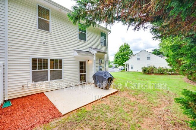 Building Photo - 1430 Harpers Inlet Dr