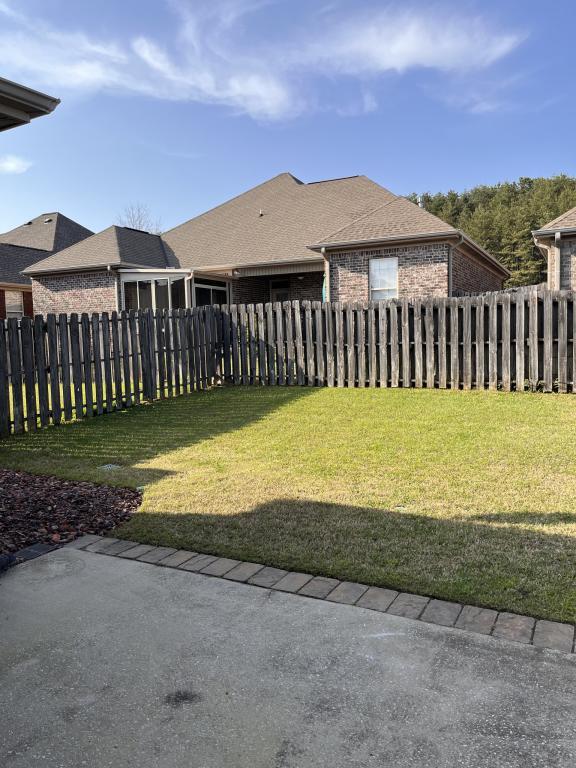Building Photo - 808 Greenbriar Pl