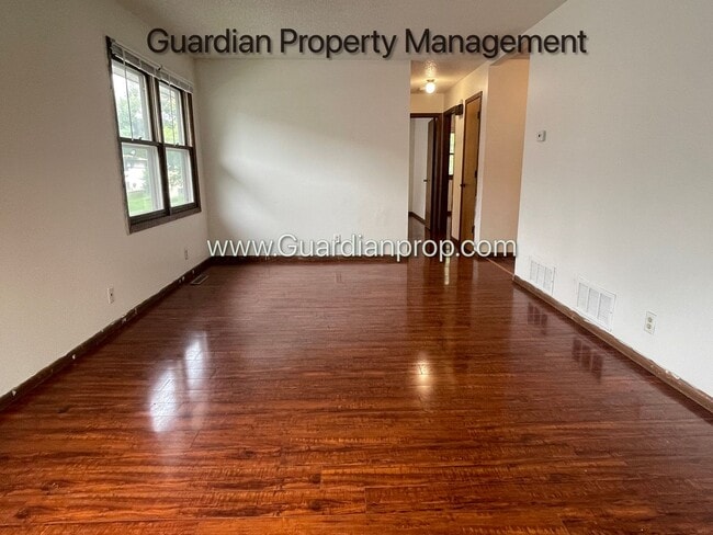 Building Photo - Columbia Heights Side By Side Duplex, Atta...