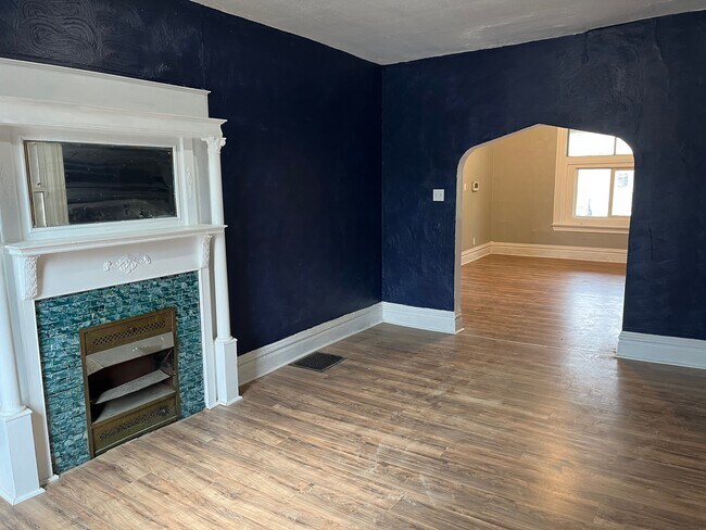 Building Photo - 226 Bausman St