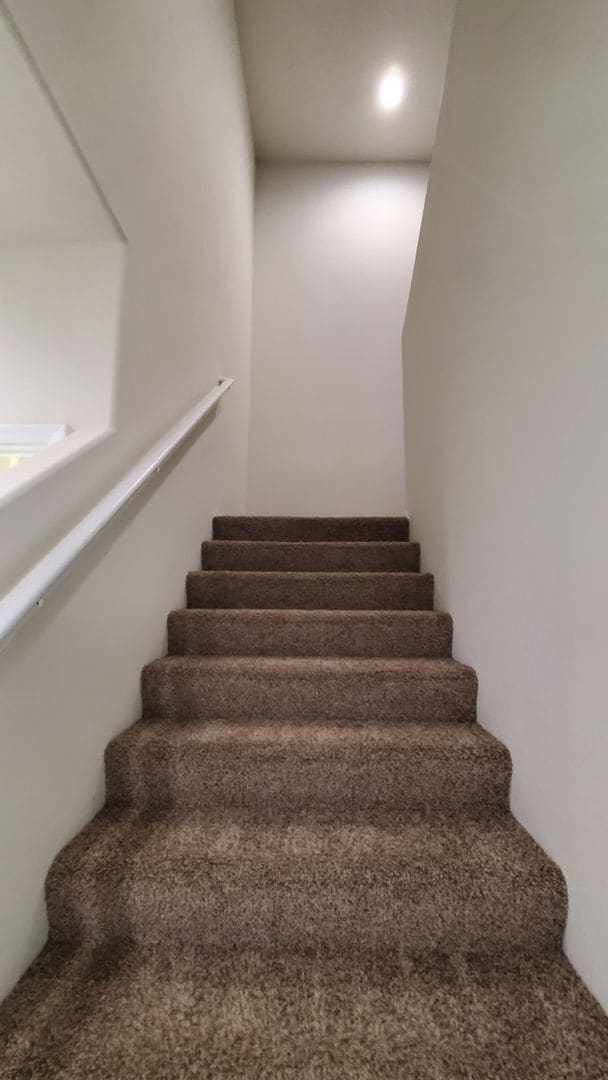 Building Photo - 4bedroom 3bath 2 Story Home with ***19 solar panels for low electric bill***