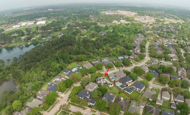 Building Photo - 601 Canyon Crest Dr