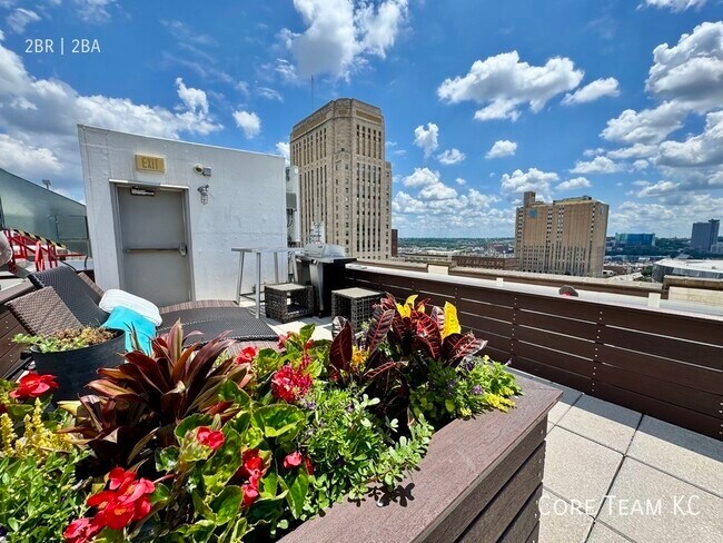 Building Photo - 1121 McGee St