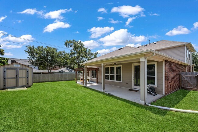 Building Photo - 20602 Pioneer Oak Ln