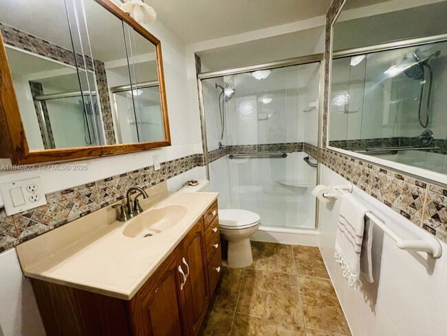 Building Photo - 1600 S Ocean Dr