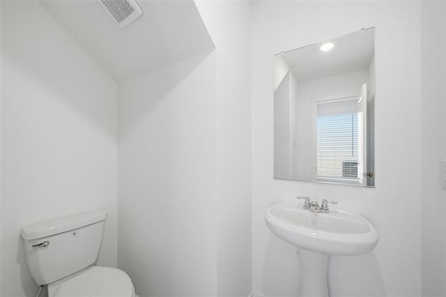 Building Photo - 4016 Belmont Dr