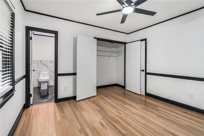 Building Photo - 788 Sherwood Rd N W